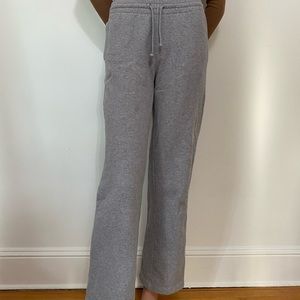 Aritzia grey sweatpants